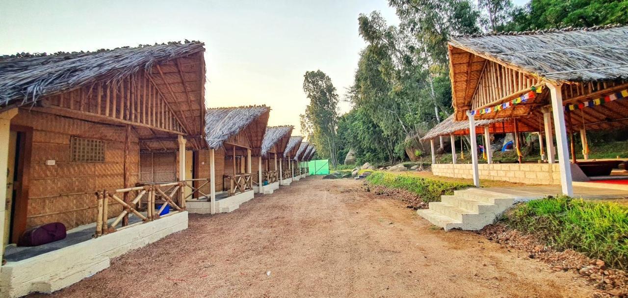 Lazy Panda Hotel Hampi Eksteriør billede