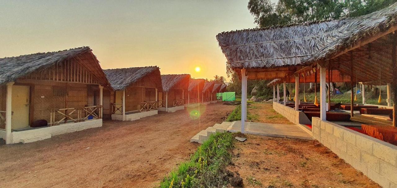 Lazy Panda Hotel Hampi Eksteriør billede